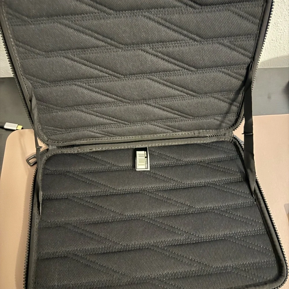 Thule Black Tablet Case